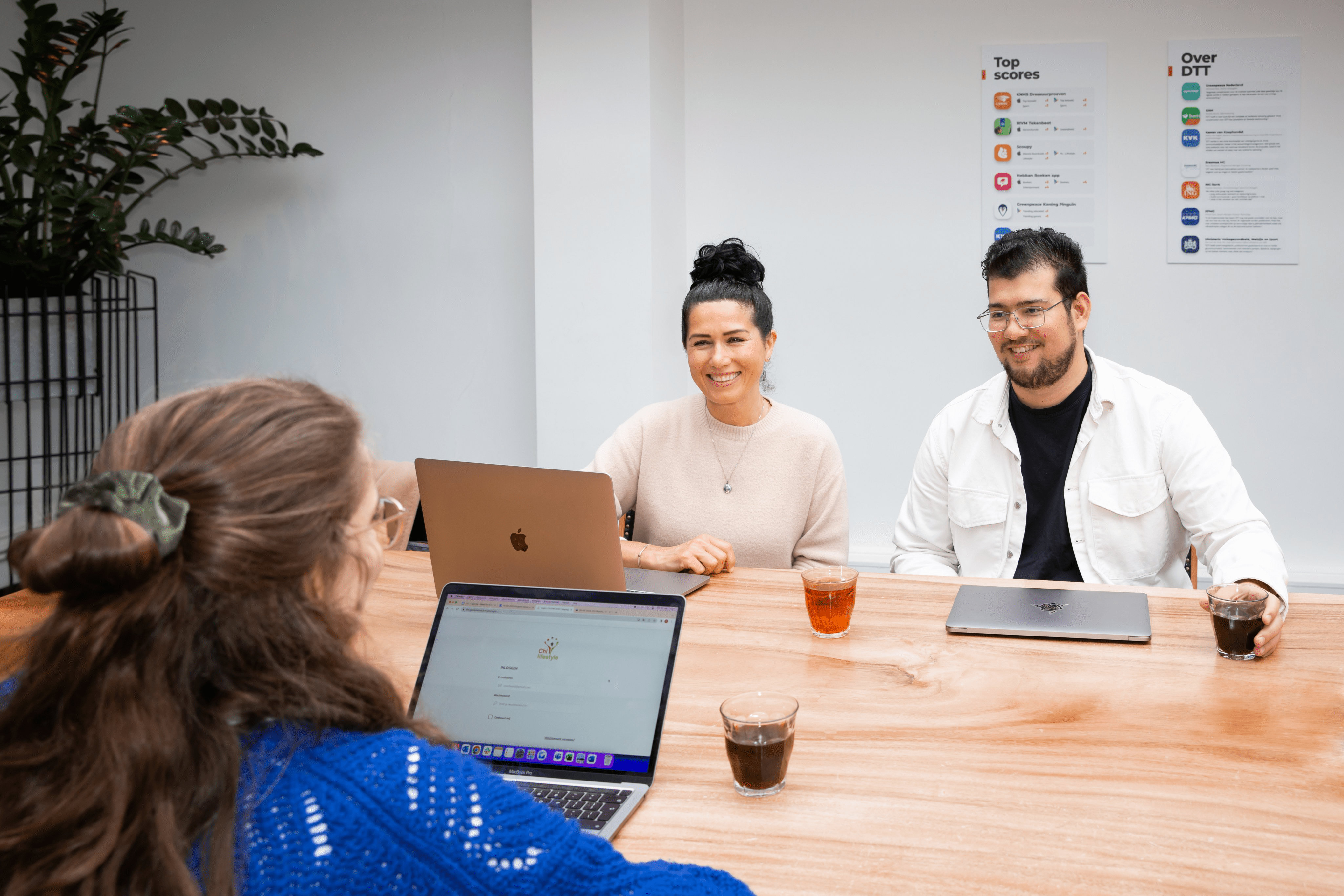 Maatwerk software ontwikkeling: voor apps, games en websites - DTT apps
